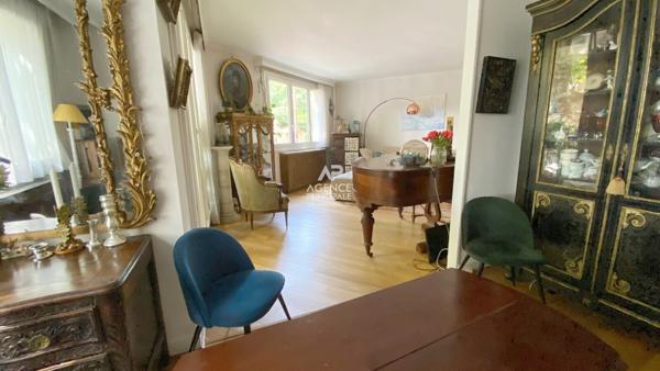 VIROFLAY - limite Chaville - Agréable 5 pièces avec balcon 490 000 € **  - Référence  728-C