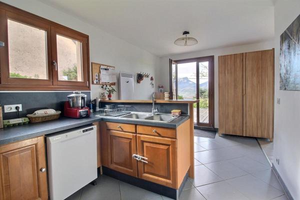 Maison Saint-Jean-d'Arvey 5 pièces 102 m2
