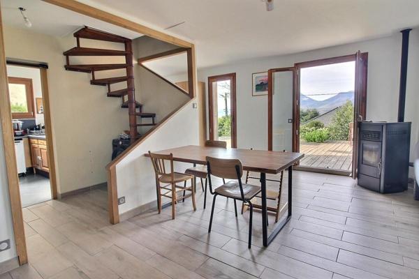 Maison Saint-Jean-d'Arvey 5 pièces 102 m2