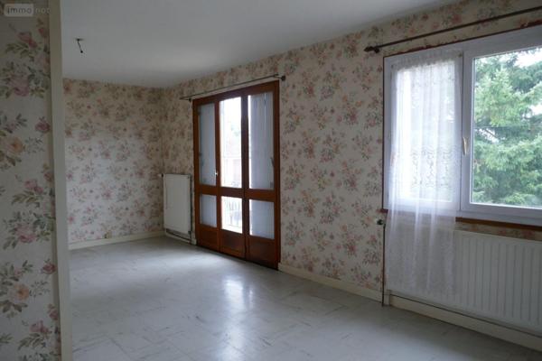 Pavillon à vendre à Saint-Gaultier dans l'Indre (36800), ref : 037/1600