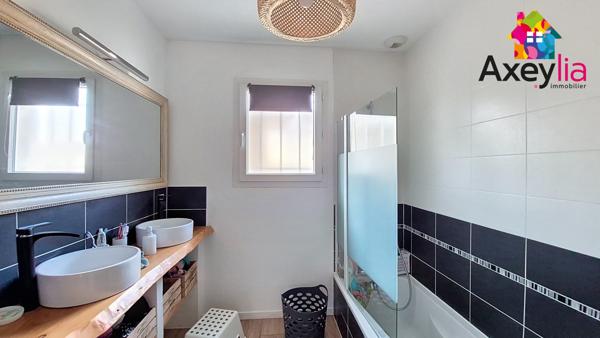 Vougy (42720) À VENDRE - VOUGY - MAISON PLAIN-PIED AVEC 3 CHAMBRES ET TERRAIN