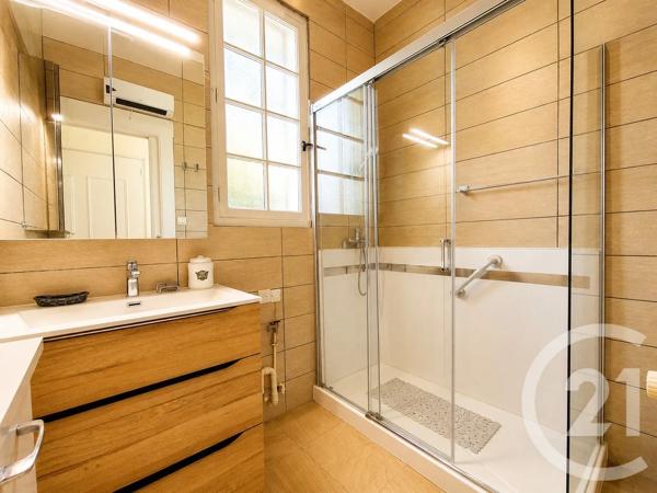 Maison à vendre  7 pièces - 221 m 2   JACOB BELLECOMBETTE  - 73