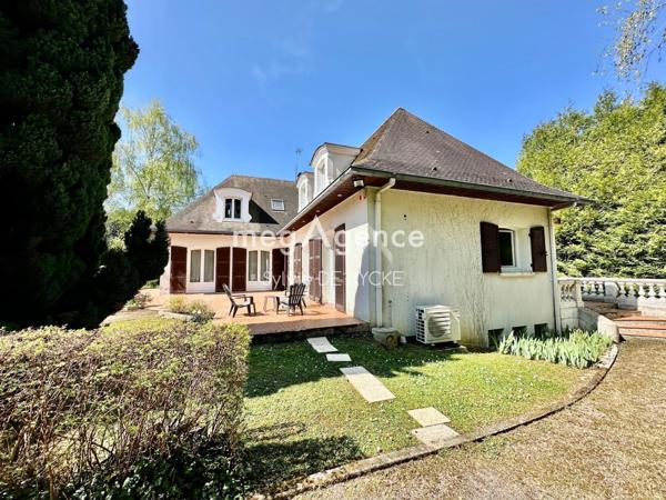 Maison à Champigny, 89340 - 7 pièces 202m²