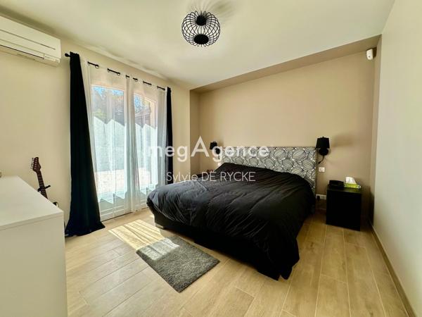 Maison à Champigny, 89340 - 7 pièces 202m²