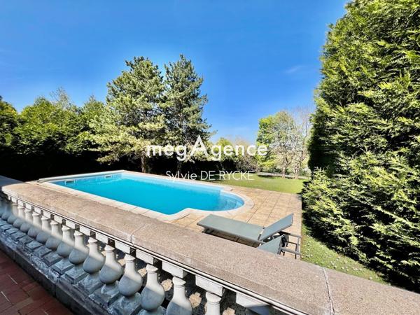 Maison à Champigny, 89340 - 7 pièces 202m²
