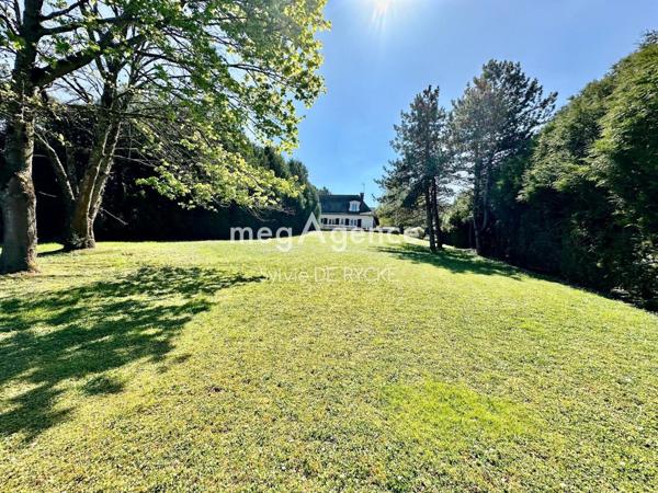 Maison à Champigny, 89340 - 7 pièces 202m²