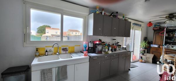 Pavillon 6 pièces de 91 m² à Cholet (49300)