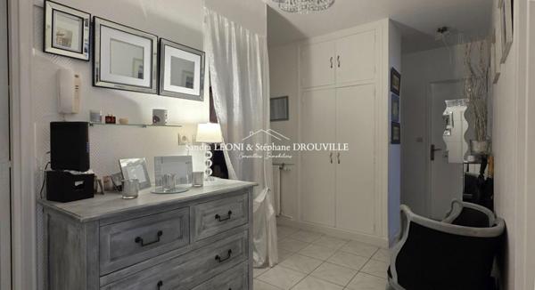 CHARTRES - MAGNIFIQUE APPARTEMENT de 93 m2, 5 PIECES