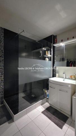 CHARTRES - MAGNIFIQUE APPARTEMENT de 93 m2, 5 PIECES