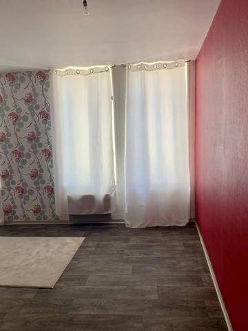 Location Appartement 2 pièces 37 m2 à Saint-Quentin