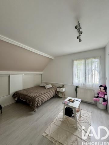 Maison à vendre 8 pièces 167 m² Monts