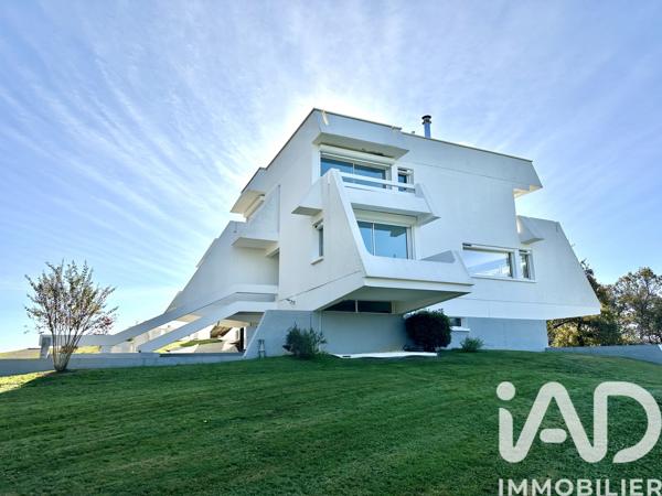 Maison à vendre 5 pièces 208 m² Saint-Loubouer