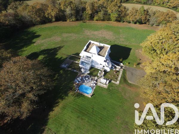 Maison à vendre 5 pièces 208 m² Saint-Loubouer