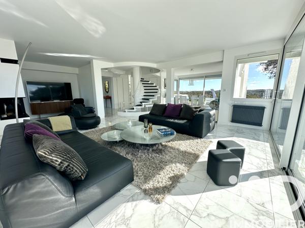 Maison à vendre 5 pièces 208 m² Saint-Loubouer