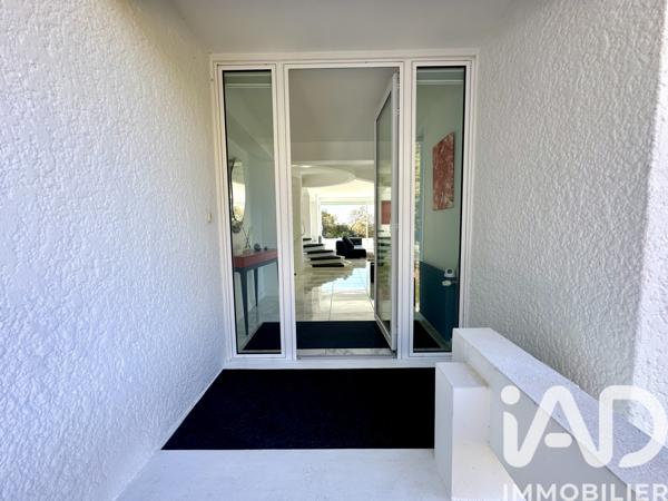 Maison à vendre 5 pièces 208 m² Saint-Loubouer