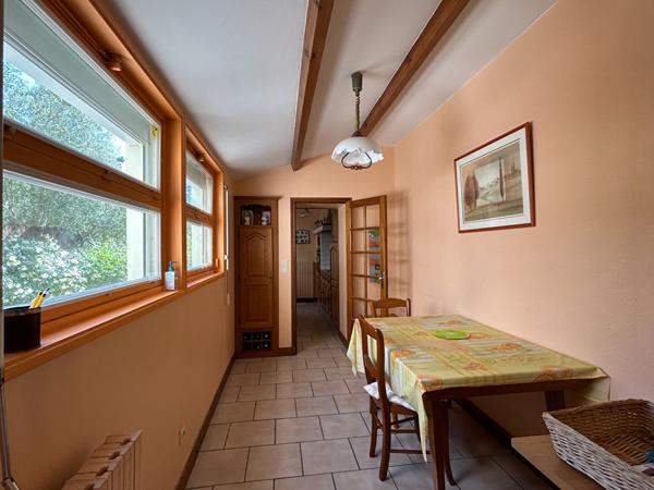 Maison - 8 pièces - 150 m²