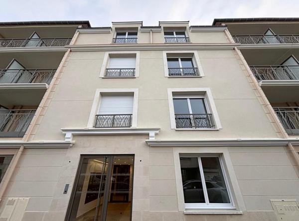 Appartement 1 pièce 27.55 m2 - Ozoir La Ferrière - OZOIR LA FERRIERE