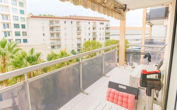 Appartement à vendre    1 pièce • 31,50 m2 Toulon