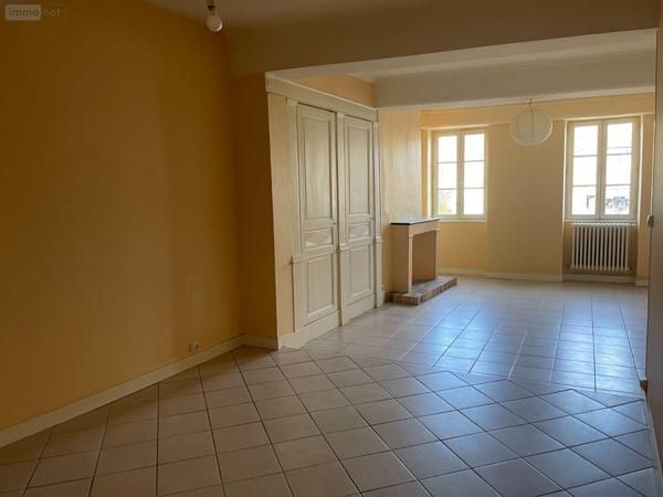 Appartement à louer à Mâcon en Saône-et-Loire (71000), ref : 13779/976
