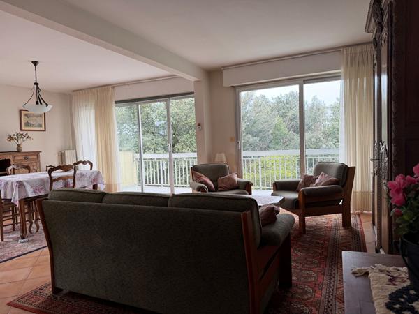 APPARTEMENT  3 CHAMBRES