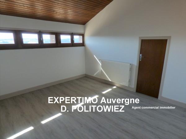 Saint-Éloy-les-Mines (63700) Maison 113 m2 à St Eloy les Mines.