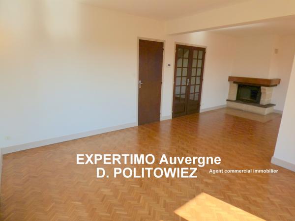 Saint-Éloy-les-Mines (63700) Maison 113 m2 à St Eloy les Mines.