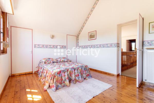 Maison 7 pièces - 226 m²