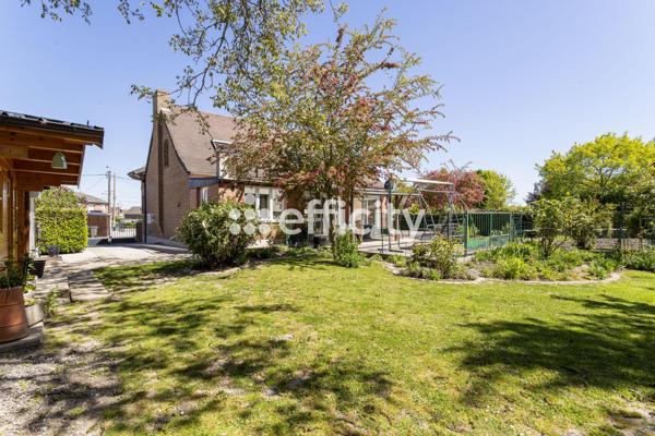 Maison 7 pièces - 226 m²