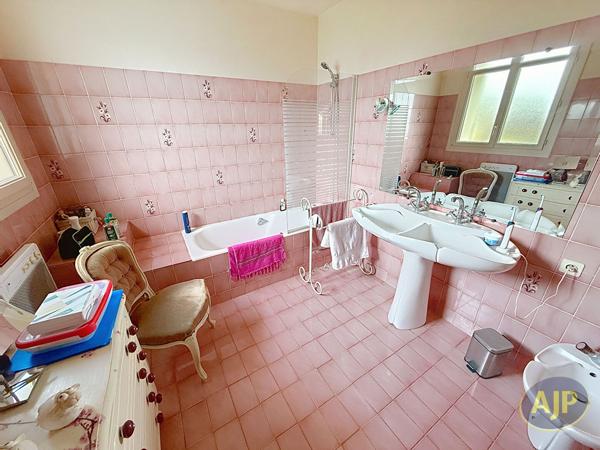 Vente maison Sevremoine : 312 000 € - AJP Immobilier Saint-Macaire-en-Mauges