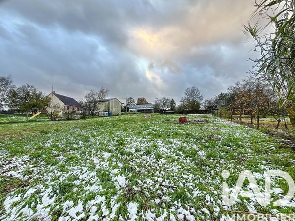 Terrain à vendre 3 270 m² Saint-Julien-de-Chédon
