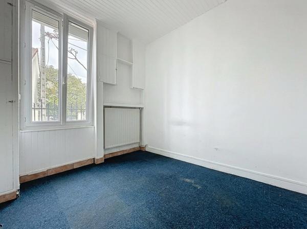 Maison avec dépendance St-Denis Mutualité