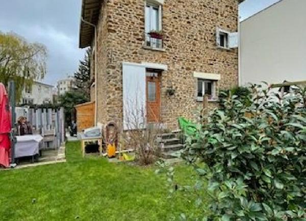 Maison à vendre    4 pièces • 109,34 m2 Créteil