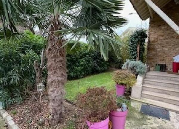 Maison à vendre    4 pièces • 109,34 m2 Créteil