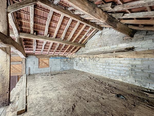 Romenay (71470) ROMENAY 71 : 2 Maisons une de 124 m² et une dépendance de 140 m2