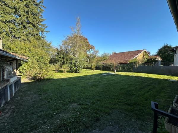 Romenay (71470) ROMENAY 71 : 2 Maisons une de 124 m² et une dépendance de 140 m2