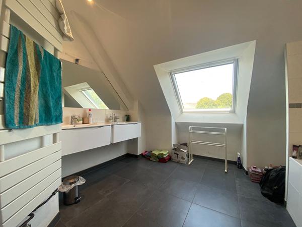 Maison à vendre à Dinan centre - 5 pièces, 3 chambres, jardin quartier calme Dinan