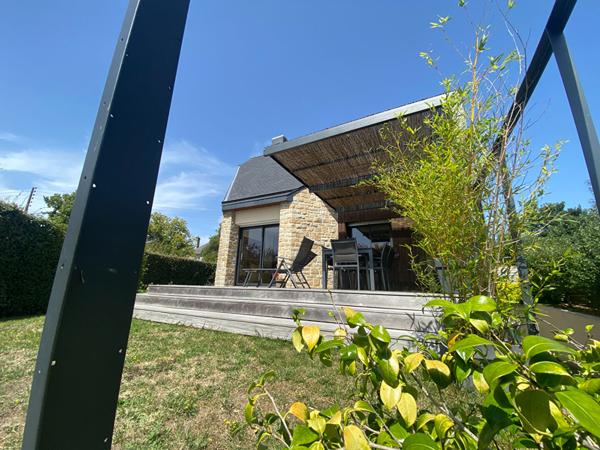 Maison à vendre à Dinan centre - 5 pièces, 3 chambres, jardin quartier calme Dinan