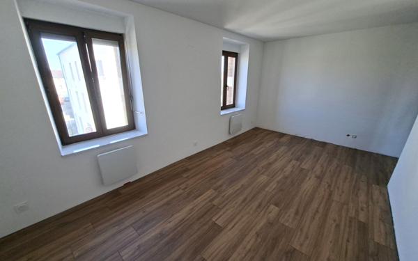 Appartement à vendre    2 pièces • 44 m2 Mont-Bonvillers