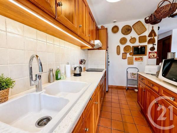Maison à vendre  8 pièces - 170,85 m 2   VENCE  - 06