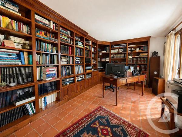 Maison à vendre  8 pièces - 170,85 m 2   VENCE  - 06
