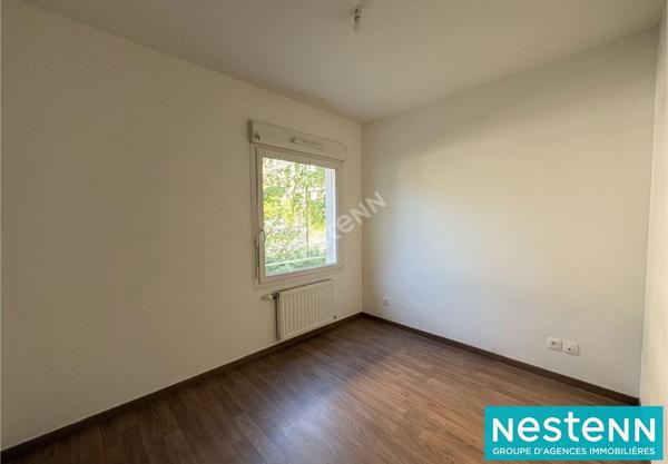 Appartement de type 4 de 73.73m² avec terrasse et garage fermé situé sur le secteur de Villeurbanne.