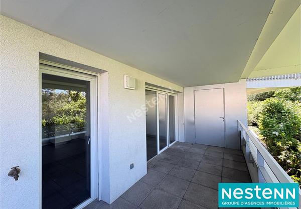 Appartement de type 4 de 73.73m² avec terrasse et garage fermé situé sur le secteur de Villeurbanne.