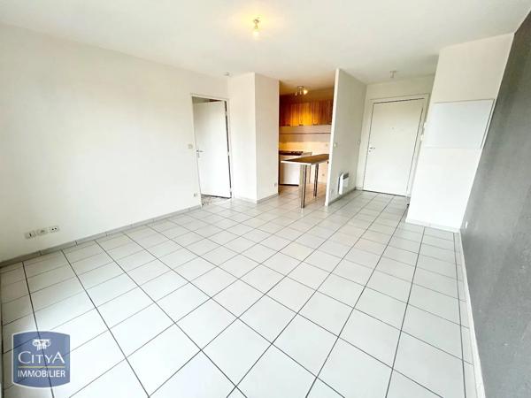 Appartement à louer 2 pièces 39.83m² Nevers (58000)