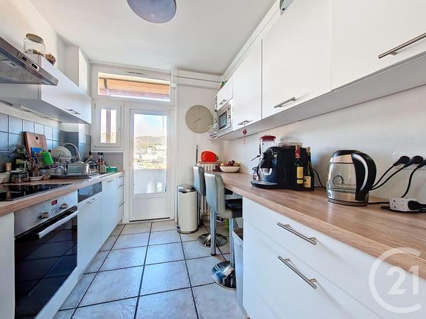 Appartement T4 à vendre  4 pièces - 98,49 m2 CHAMALIERES - 63