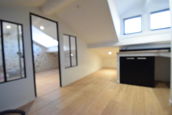 Appartement à vendre 2 pièces dernier étage.