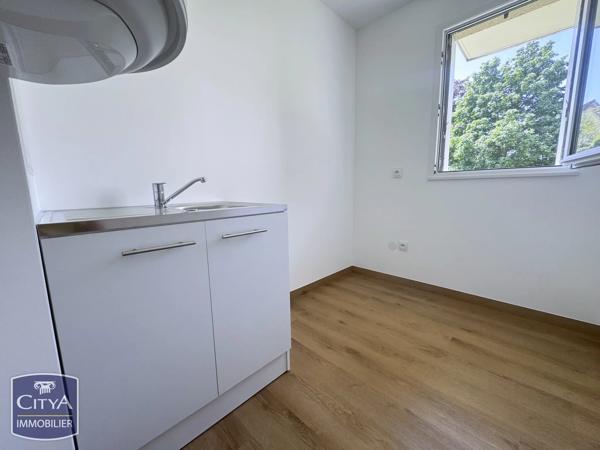 Appartement à vendre 1 pièce 28m² Rambouillet (78120)