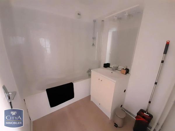 Appartement à louer 3 pièces 64.55m² Lille (59000)