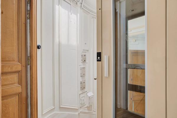 Appartement Paris 14 e - RUE ROLI