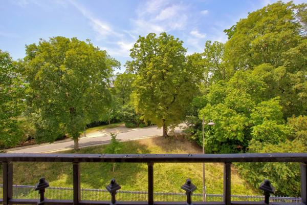 Appartement Paris 14 e - RUE ROLI