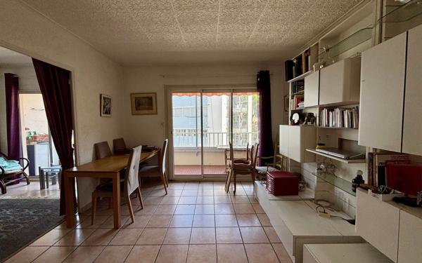 Appartement à vendre    4 pièces • 71 m2 Toulon